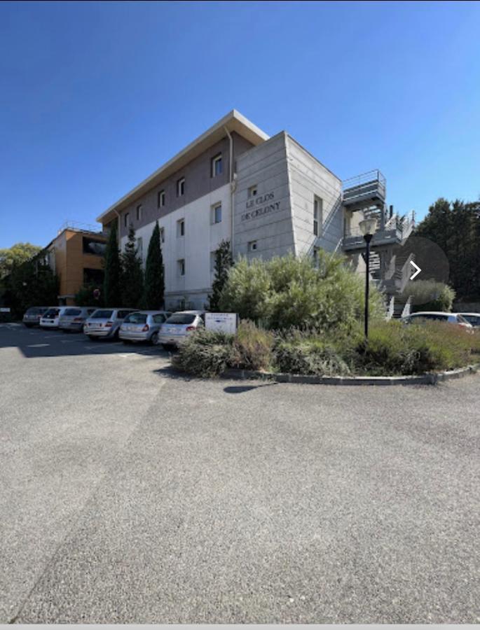 Joli Le Clos D'aix Avec Grande Terrasse Piscine Et Parking Gratuit * Aix-en-Provence