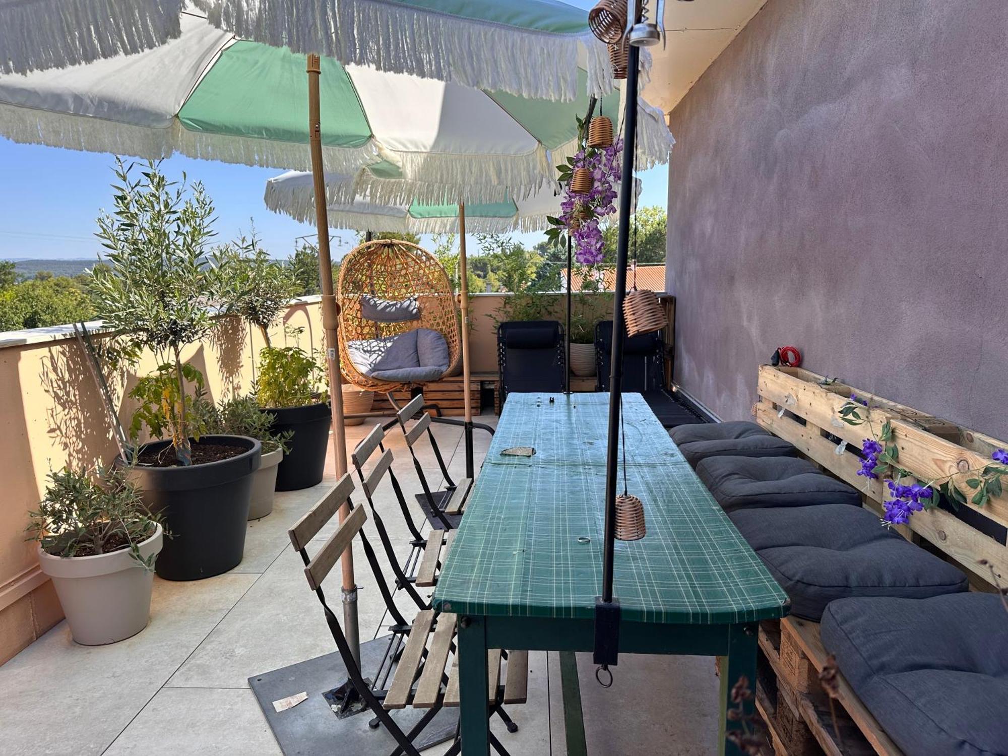 Apartment Joli Le Clos D'aix Avec Grande Terrasse Piscine Et Parking Gratuit Aix-en-Provence